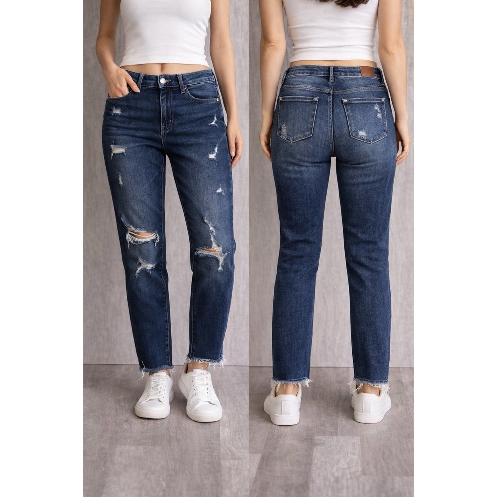 Judy Blue JB88135 Relaxed Fit Jeans Size‎ 13/31 Medium Wash Distressed  Stretch